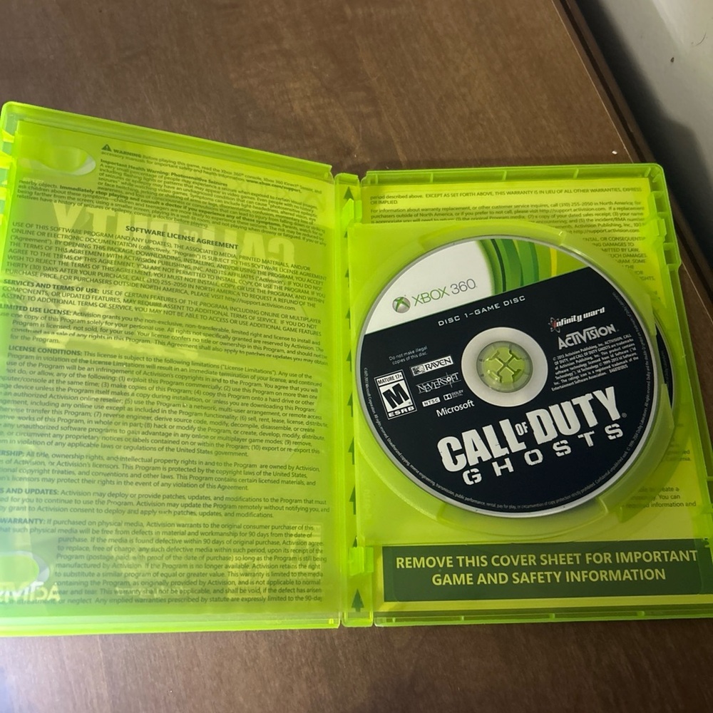 Call of Duty: Ghosts for Xbox 360 - 2 disk set - Picture 3 of 4